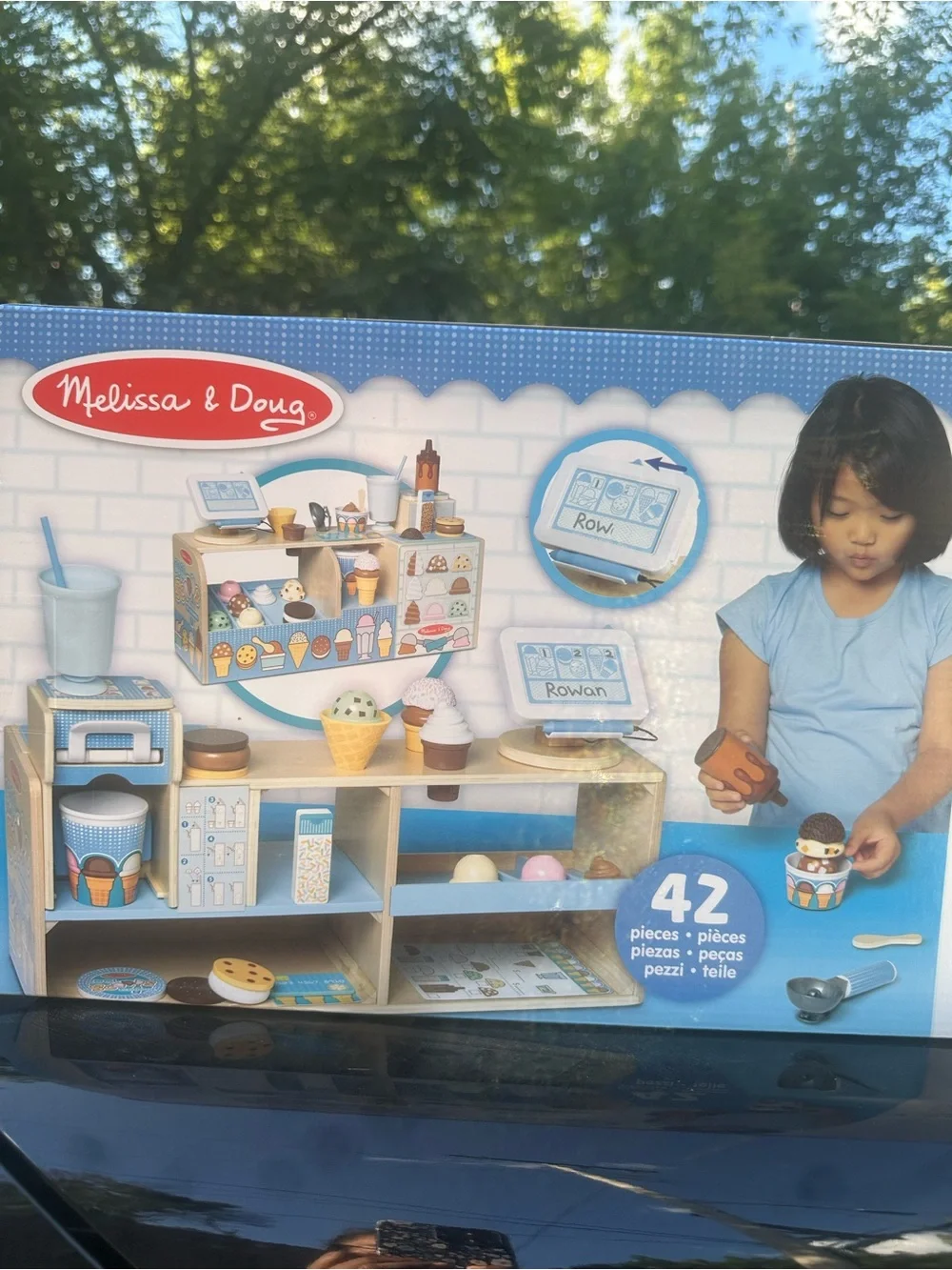 Melissa & Doug Wooden Ice Cream Shop Play Set - Blue, Pink, Brown